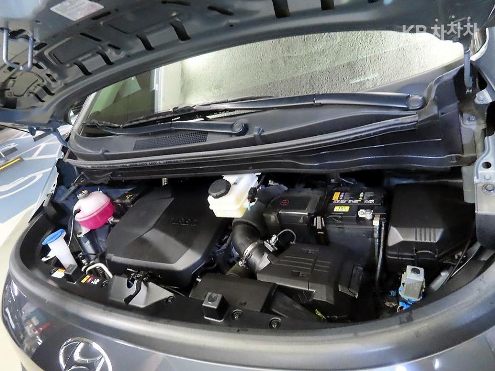 Hyundai Staria — miniaturë 19