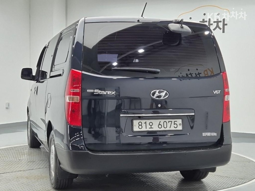 Hyundai Starex — miniaturë 2
