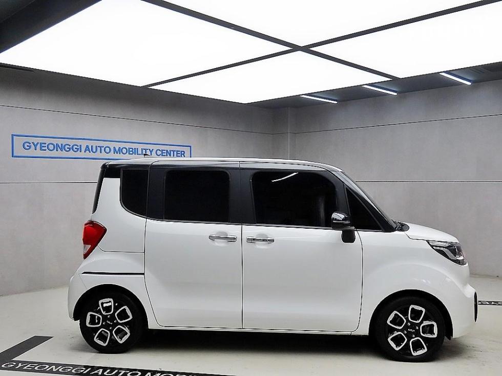 2022 Kia Used Car photo