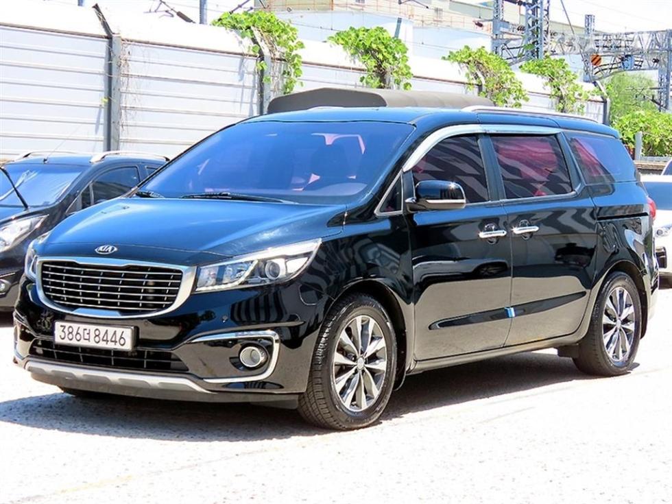 Kia Carnival — miniaturë 2