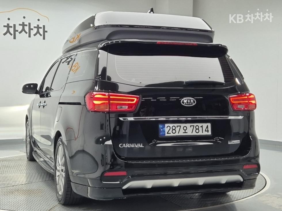 Kia Carnival — miniaturë 2