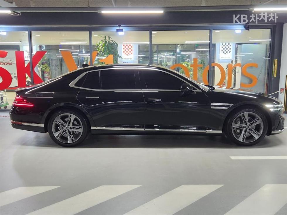 2022 Genesis G90(RS4) photo