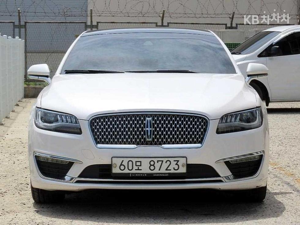 Lincoln MKZ