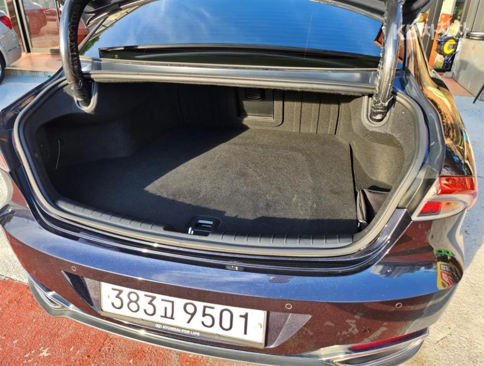 Hyundai Grandeur — miniaturë 13