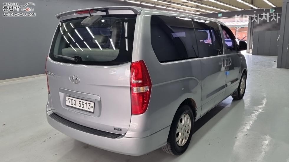 Hyundai Starex — miniaturë 2