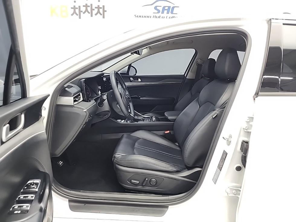Kia K5 — miniaturë 11