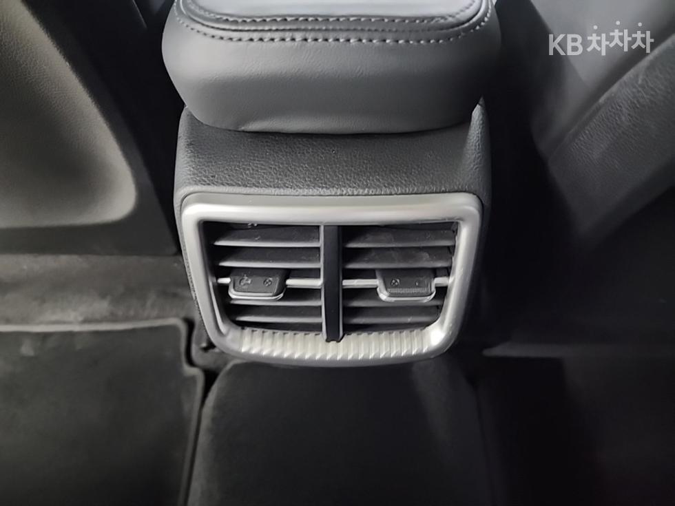 Kia K5 — miniaturë 13
