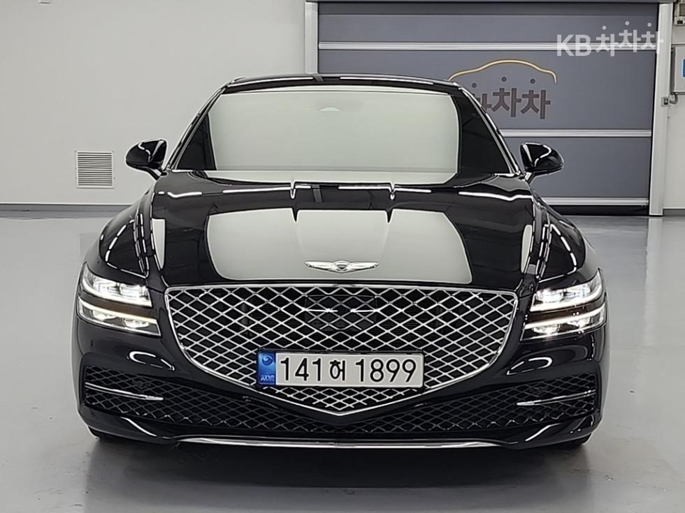 Genesis G80 — miniaturë 2
