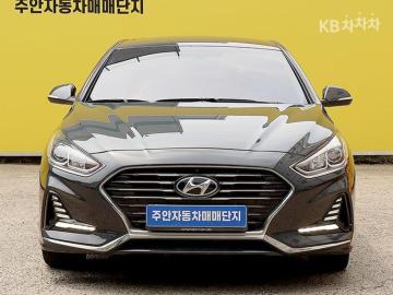 Hyundai Sonata 2.0 LPi 렌터카 — foto 1