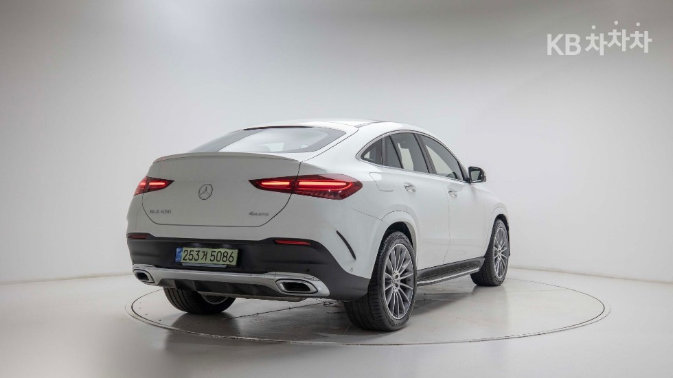 Mercedes-Benz GLE — miniaturë 4