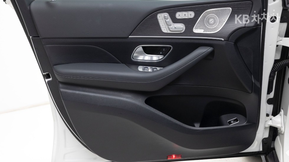 Mercedes-Benz GLE — miniaturë 15