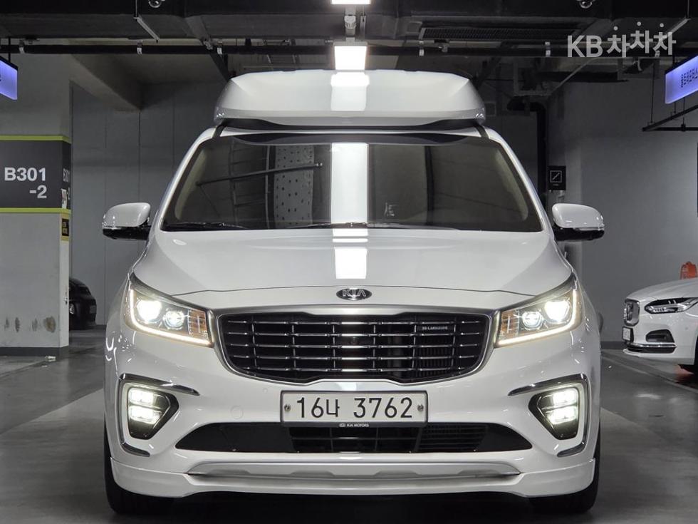 Kia Carnival — miniaturë 3