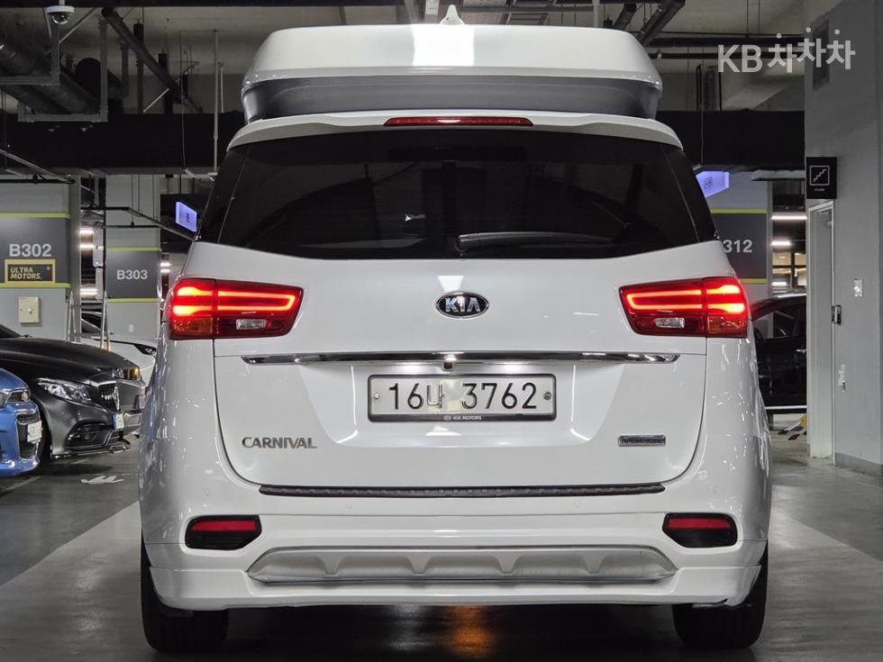 Kia Carnival — miniaturë 6