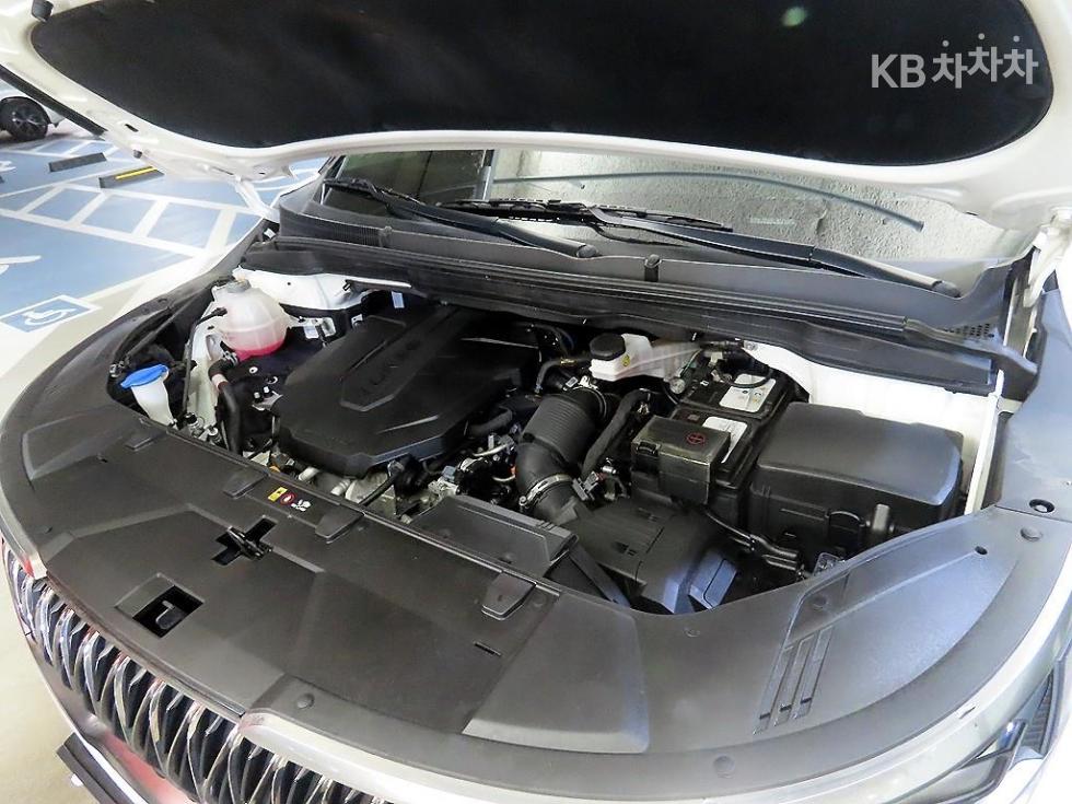 Kia Carnival — miniaturë 19