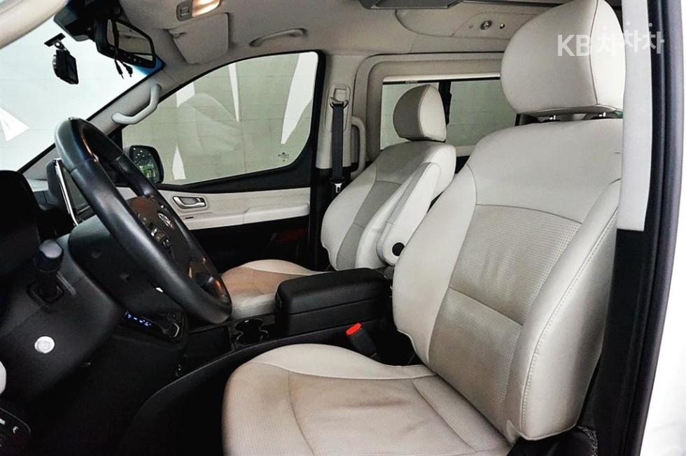 Hyundai Starex — miniaturë 16