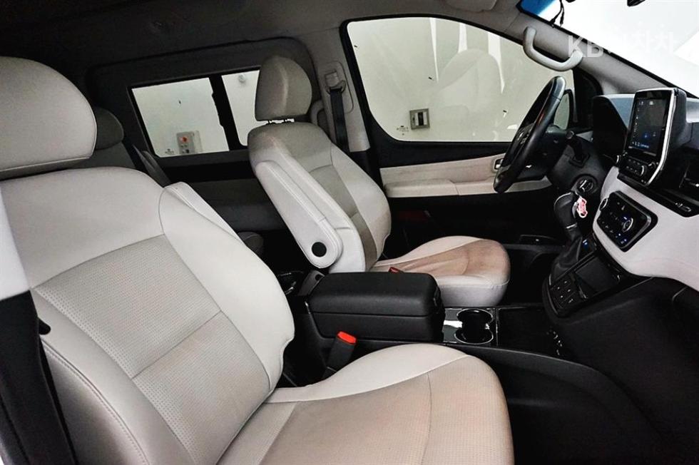 Hyundai Starex — miniaturë 18