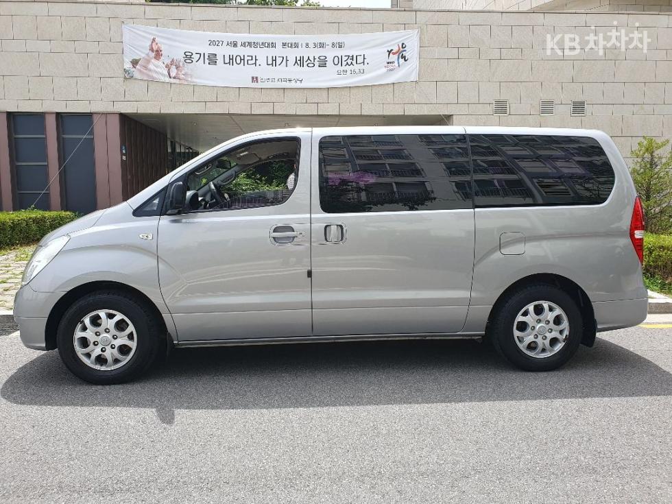 Hyundai Starex — miniaturë 4