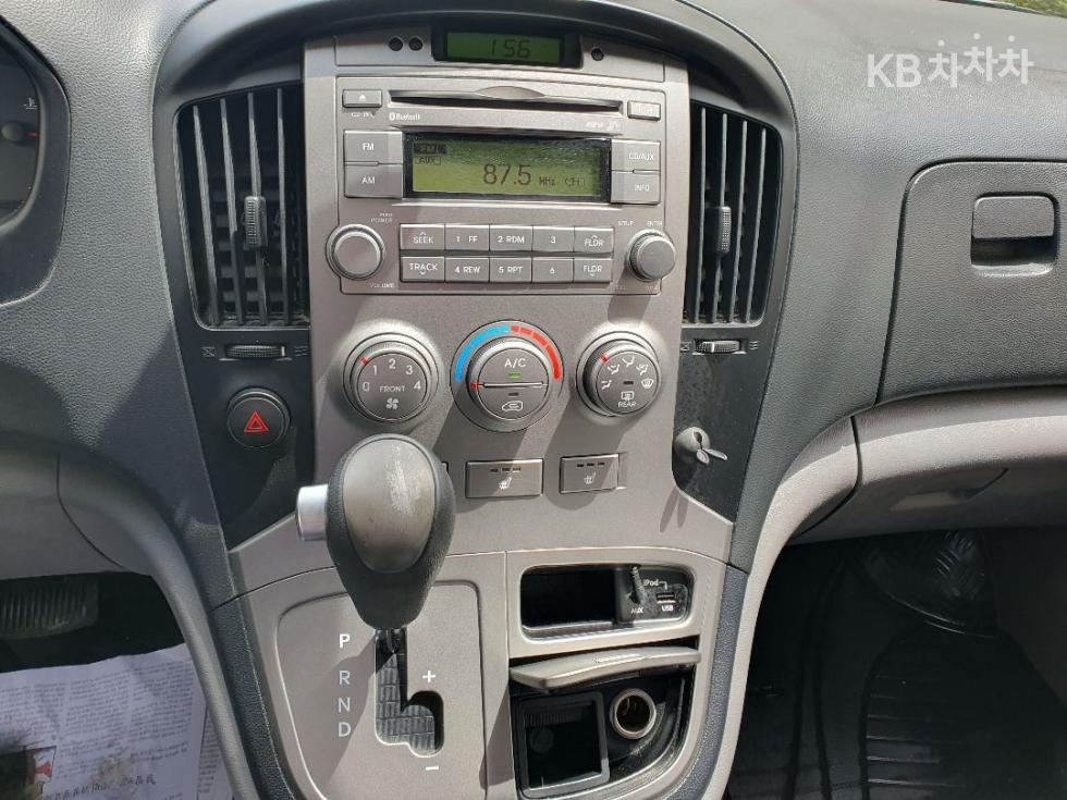 Hyundai Starex — miniaturë 9