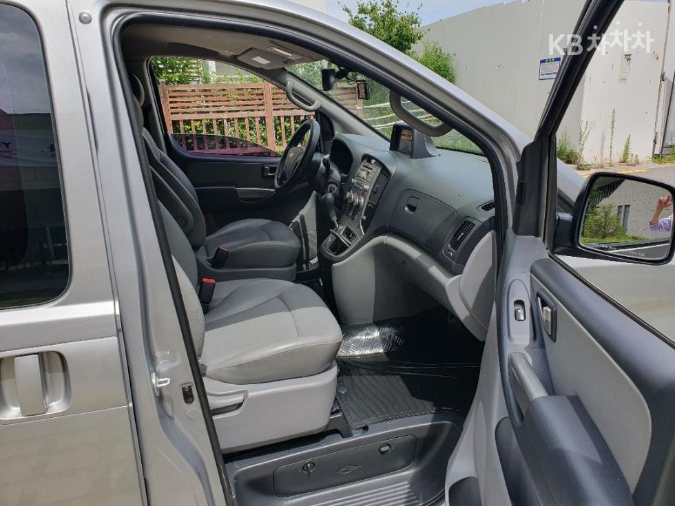 Hyundai Starex — miniaturë 10