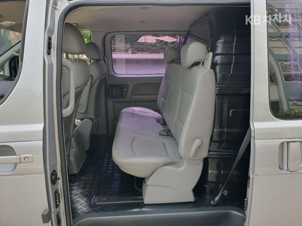 Hyundai Starex — miniaturë 11