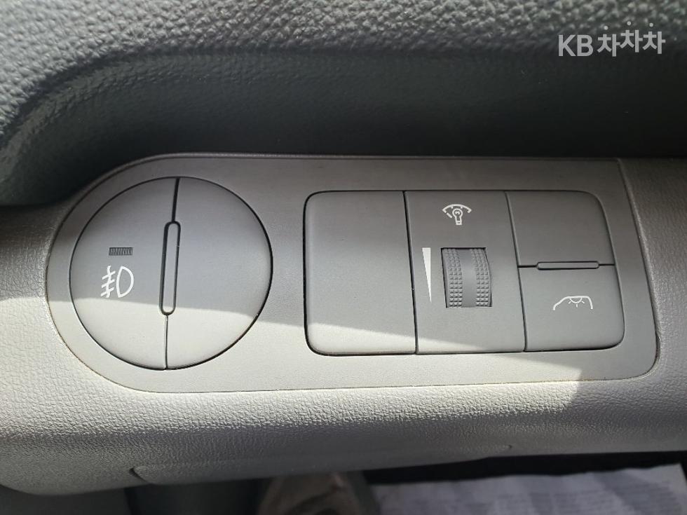 Hyundai Starex — miniaturë 12