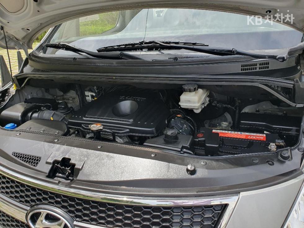 Hyundai Starex — miniaturë 15