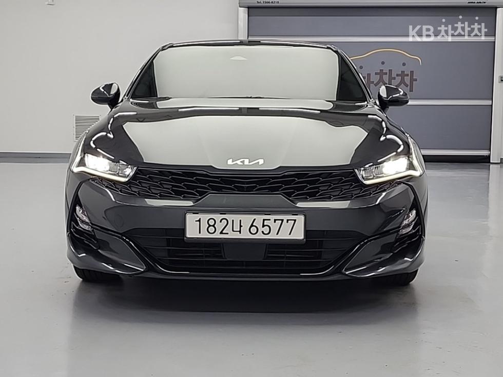 Kia K5 — miniaturë 2
