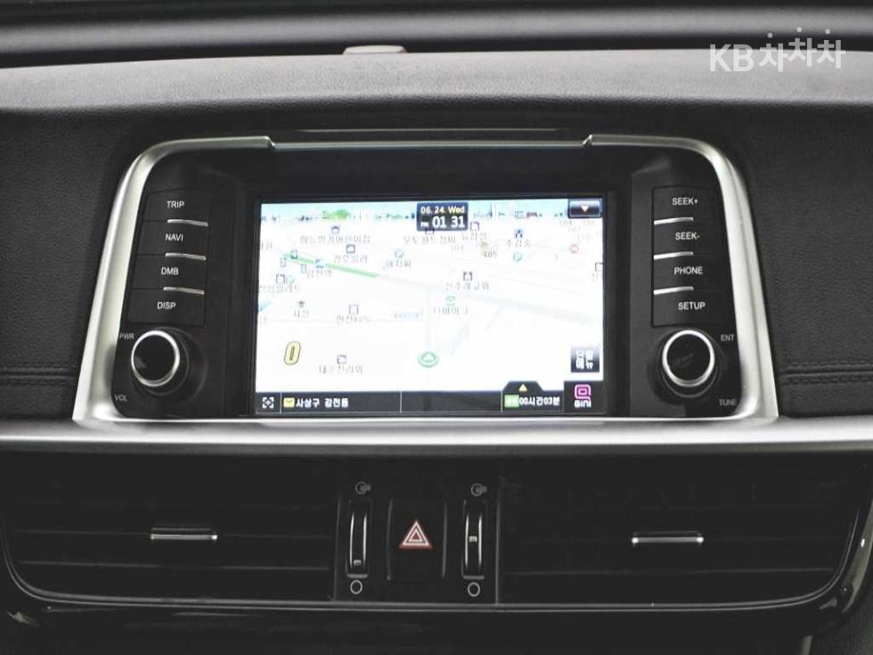 Kia K5 — miniaturë 11