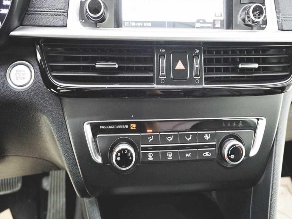 Kia K5 — miniaturë 13