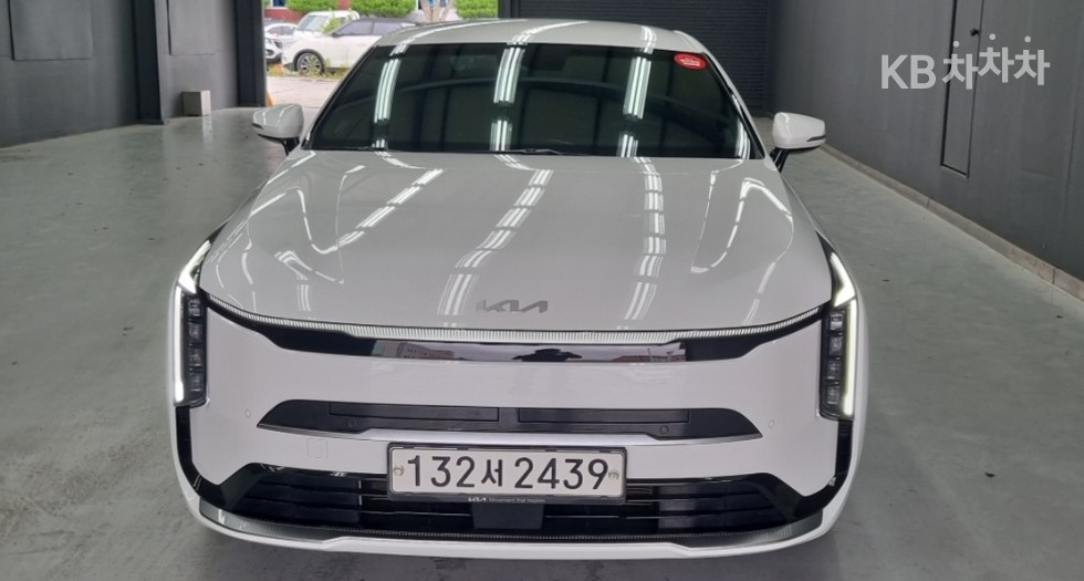 Kia K8 — miniaturë 3