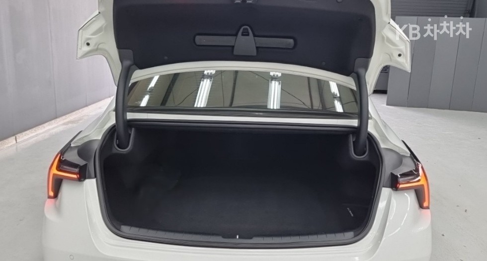 Kia K8 — miniaturë 18