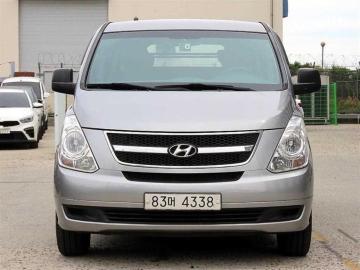 Hyundai Starex 5인승 밴 CVX — foto 1