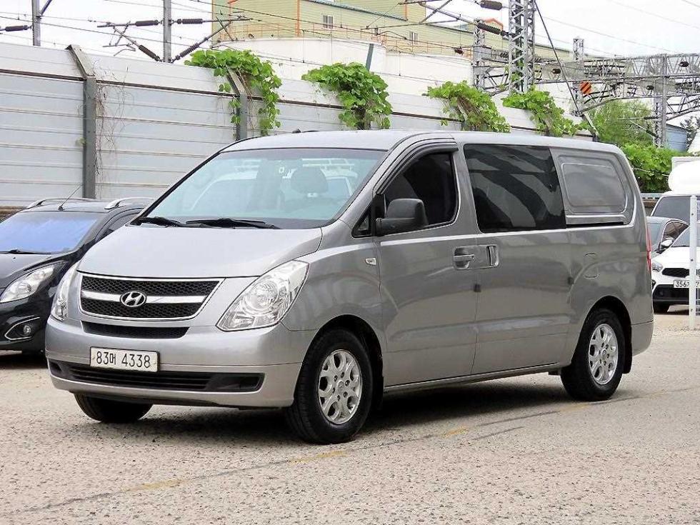 Hyundai Starex — miniaturë 2