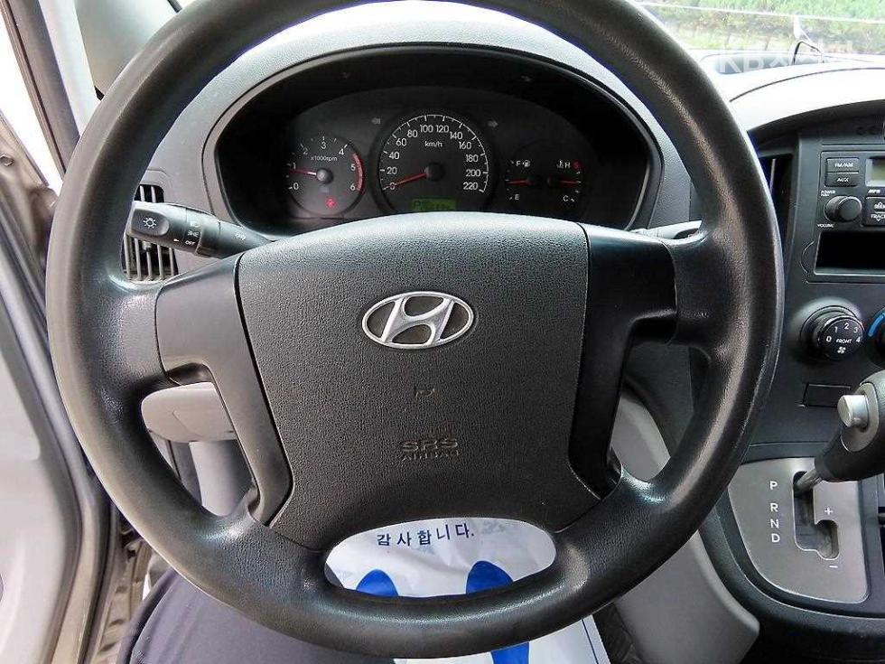 Hyundai Starex — miniaturë 8