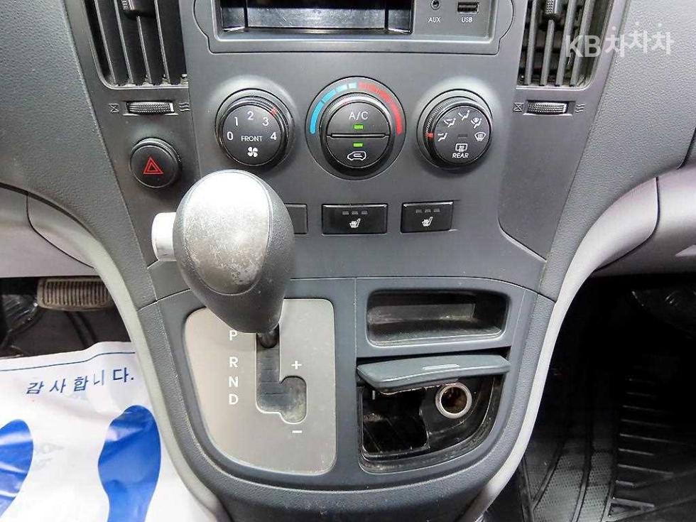 Hyundai Starex — miniaturë 10