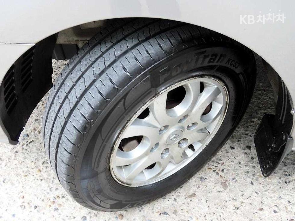 Hyundai Starex — miniaturë 17