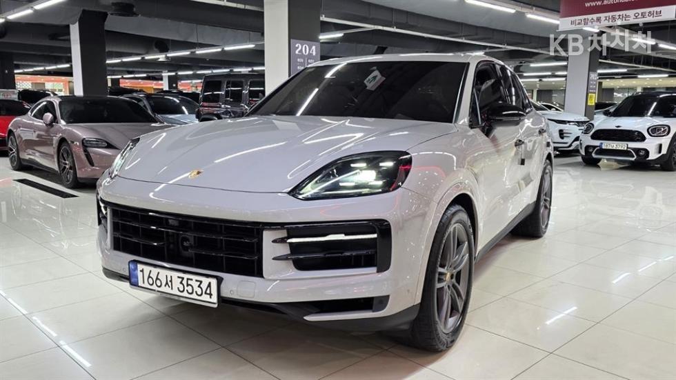 Porsche Cayenne — miniaturë 18