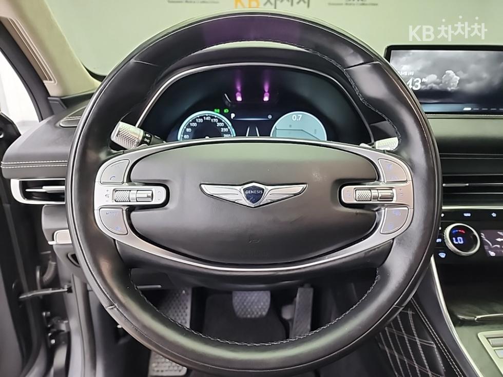 2022 Genesis GV80 photo