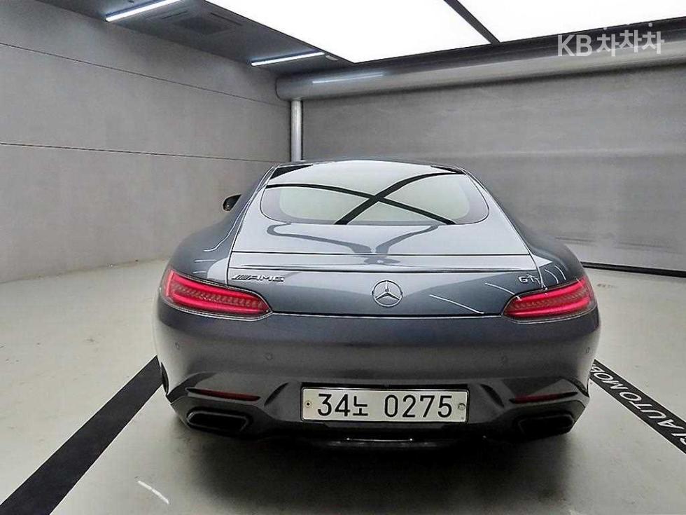 2016 Mercedes-Benz AMG GT photo
