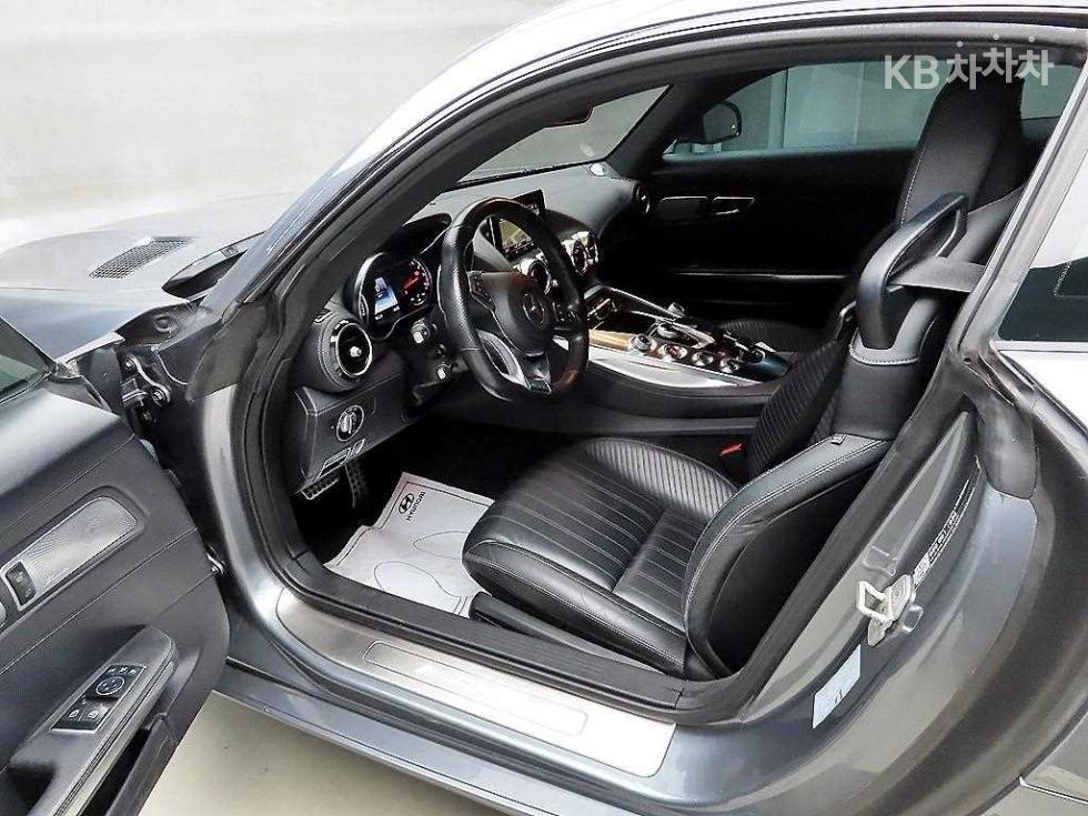 2016 Mercedes-Benz AMG GT photo