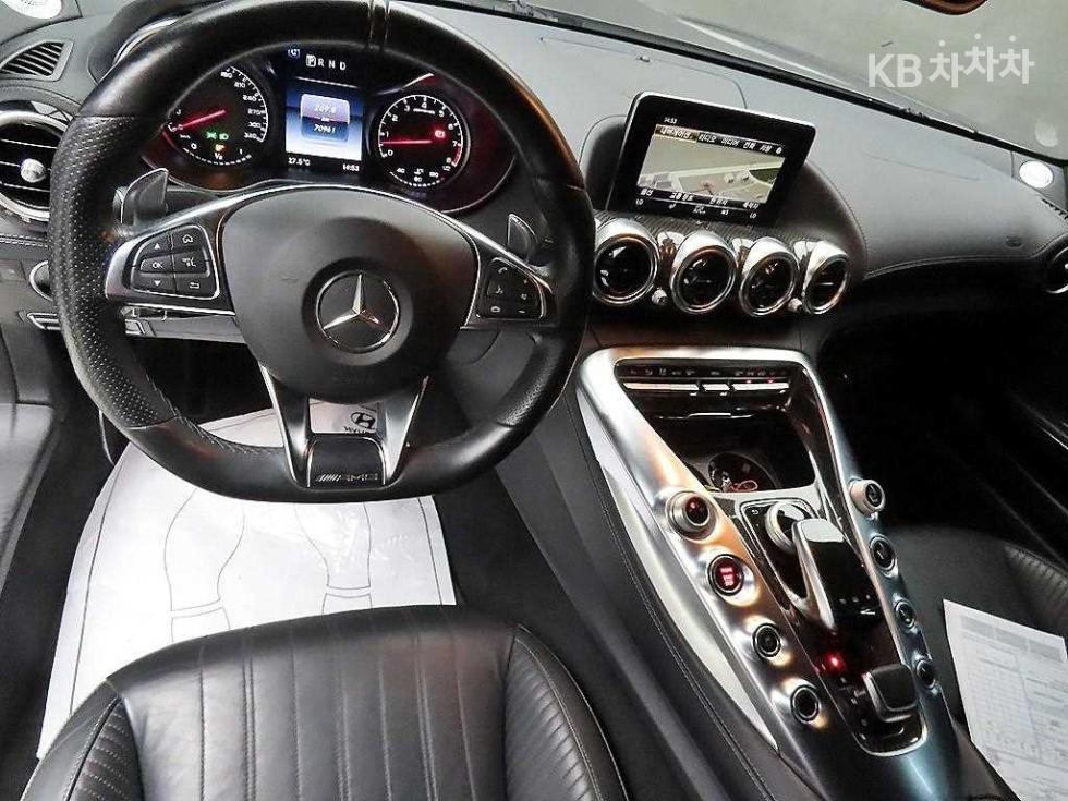 2016 Mercedes-Benz AMG GT photo