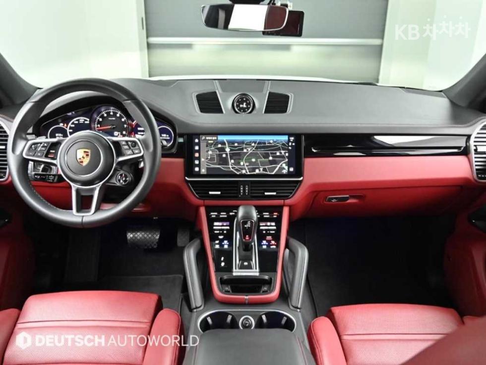 2023 Porsche (9Y0) photo