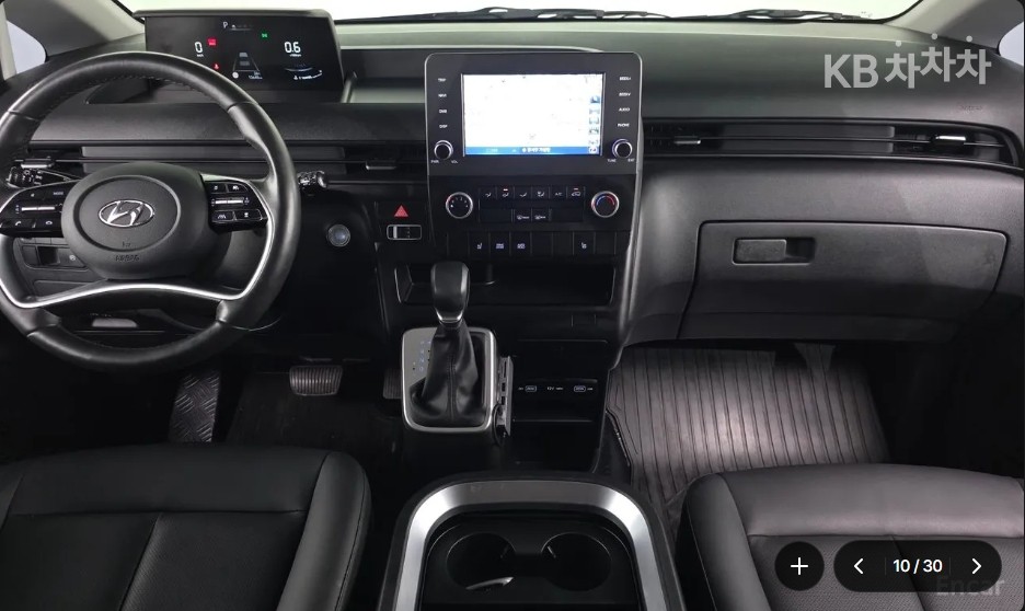Hyundai Staria — miniaturë 10