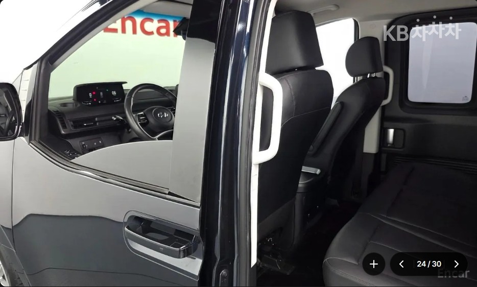 Hyundai Staria — miniaturë 24