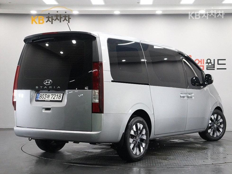 Hyundai Staria — miniaturë 3