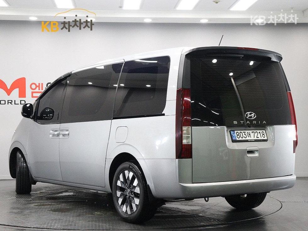 Hyundai Staria — miniaturë 4