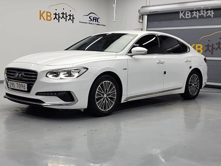 Hyundai Grandeur exclusive  special — foto 1