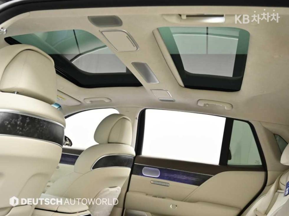 Genesis G90 — miniaturë 18