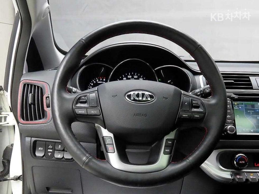 2015 Kia Used Car photo