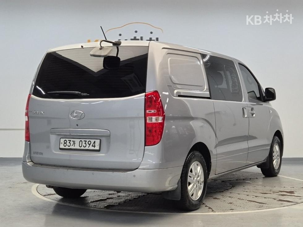 Hyundai Starex — miniaturë 3